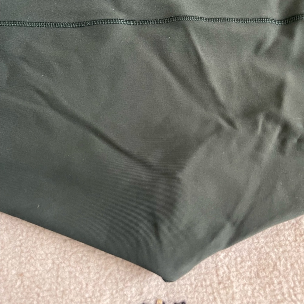 lululemon Find Focus 7/8 tight in deep ivy - Picture 7 of 7